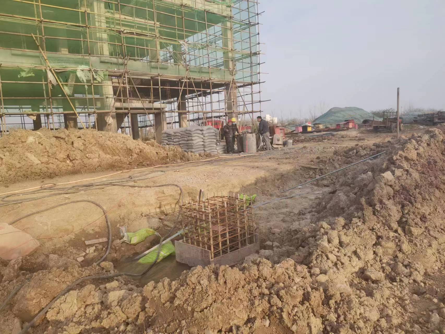 泊头当桥梁出现裂缝的时候应该及时加固修补